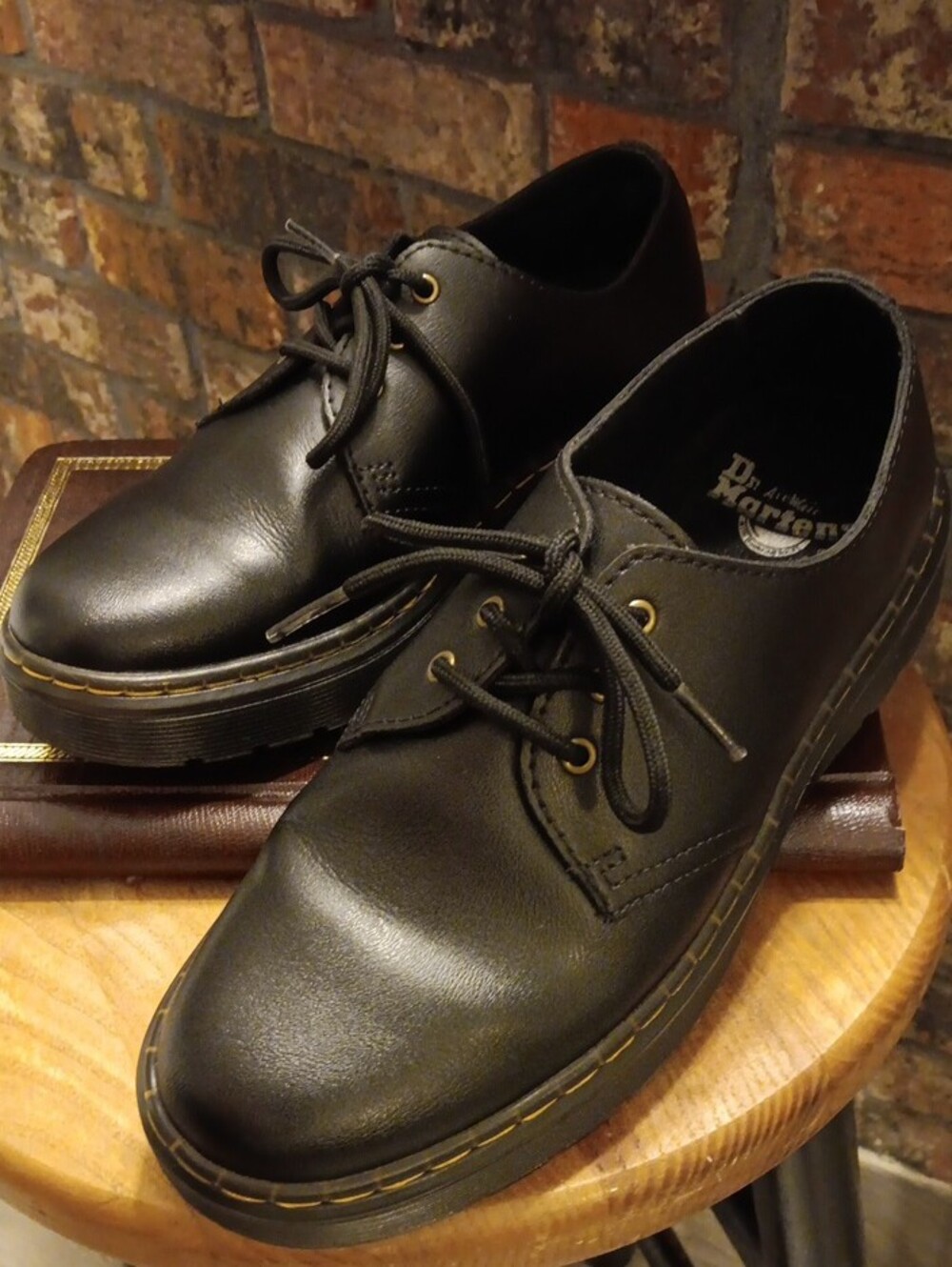 Unisex Dr. Marten's Derby - Picture 2 of 6
